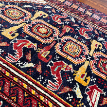 1970 PERSIAN QASEMABAD RUG 2’ 4” x 3’ 1” (SMA.FEA.5208)