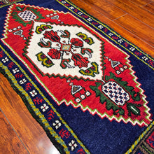 1940 TURKISH SIVAS RUG 1’ 8” x 3’ 7” (SMA.205)