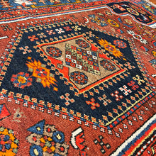 1930 PERSIAN ZANJAN RUG 3’ 10” x 6’ 2” (FEA.MED.92)