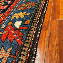 1930 PERSIAN ZANJAN RUG 3’ 10” x 6’ 2” (FEA.MED.92)