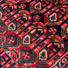 1940 PERSIAN BORUJERD RUG 4’ 9” x 6’ 9” (MED.81)