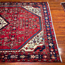 1940 PERSIAN HOSEYNABAD RUG 5’ 4” x 7’ 7” (MED.76)