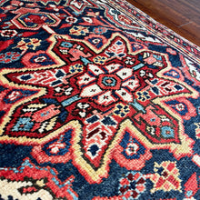 1950 PERSIAN HERIZ RUG 2’ 8” x 3’ 3” (SMA.FEA.5213)