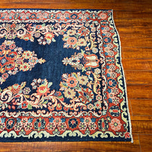 1930 PERSIAN SAROUK RUG 4’ 4” x 6’ 8” (MED.172)