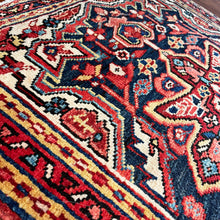 1950 PERSIAN HERIZ RUG 2’ 8” x 3’ 3” (SMA.FEA.5213)