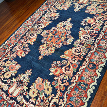 1930 PERSIAN SAROUK RUG 4’ 4” x 6’ 8” (MED.172)