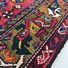 1940 BIDJAR RUG 4’ 1” x 6’ 7” (MED.FEA.5930)