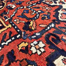 1940 PERSIAN BAKHTIARI RUG 8’ 7” x 11’ 5” (LAR.1313)