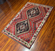 1950 PERSIAN SHIRAZ RUG 3’ 3” x 4’ 8” (MED.274)