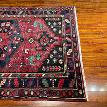 1950 PERSIAN ZANJAN RUG 4’ 7” x 6’ 5” (MED.91)