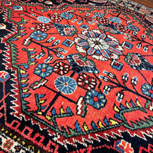 1950 TUISERKAN RUG 4’ 6” x 6’ 7” (MED.FEA.236)