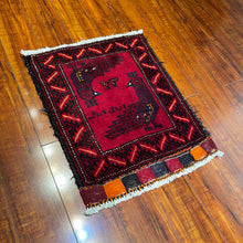 1950 PERSIAN SHIRAZ RUG 1’ 7” x 2’ (SMA.610)