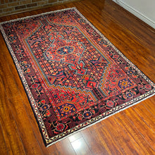 1950 PERSIAN TUYSERKAN RUG 4’ 8” x 7’ 1” (MED.FEA.34)