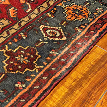 1950 PERSIAN ZANJAN RUG 4’ 7” x 6’ 10” (MED.82)