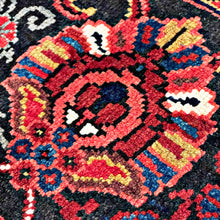 1950 PERSIAN HERIZ RUG 9’ 8” x 12’ 8” (LARG.36)