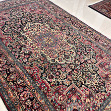 1900 DOROKHSH RUG 4’ 7” x 7’ 2” (MED.FEA.213)