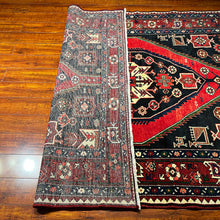 1950 PERSIAN SHAHSAVAN RUG 5’ 1” x 7’ 3” (MED.FEA.27)