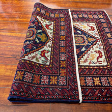 1970 PERSIAN QASEMABAD RUG 2’ 5” x 2’ 11” (SMA.FEA.5212)