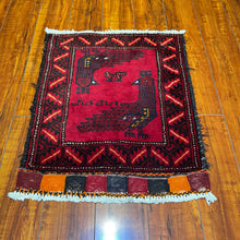 1950 PERSIAN SHIRAZ RUG 1’ 7” x 2’ (SMA.610)