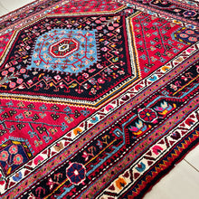 1970 TUYSERKAN RUG 4’ 4” x 4’ 2” (MED.FEA.6171)