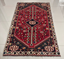 1950 SHIRAZ RUG 3’ 4” x 5’ 3” (MED.283)