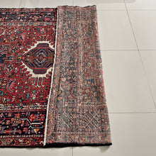 1930 QARAJEH RUG 4’ 10” x 6’ 3” (MED.FEA.225)