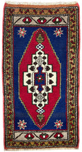 1940 TURKISH SIVAS RUG 1’ 10” x 3’ 6” (SMA.208)