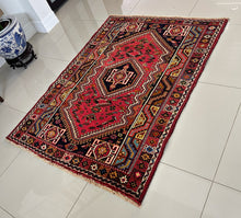 1950 SHIRAZ RUG 3’ 8” x 5’ (MED.282)