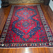 1950 PERSIAN BAKHTIARI RUG 7’ x 10’ 2” (LARG.293)