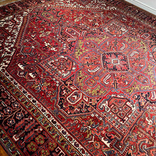 1950 PERSIAN HERIZ RUG 10’ x 13’ 2” (LARG.FEA.34)