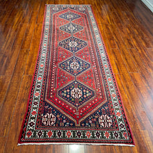 1950 PERSIAN ABADEH RUG 3’ 1” x 9’ 4” (RUN.200)