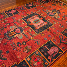 1940 PERSIAN LORI RUG 5’ 4” x 8’ 3” (MED.FEA.50)