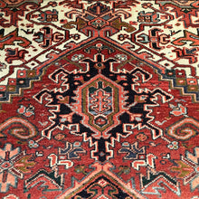 1950 PERSIAN HERIZ RUG 8’ 8” x 11’ 4” (LARG.32)