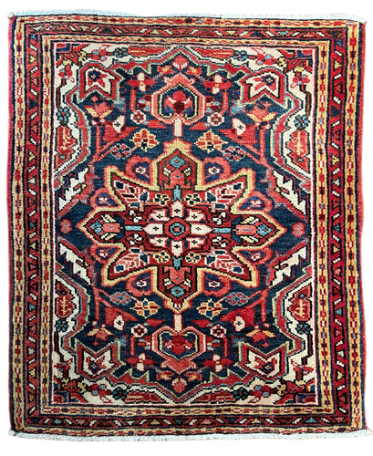 1950 PERSIAN HERIZ RUG 2’ 8” x 3’ 3” (SMA.FEA.5213)