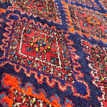 1960 PERSIAN HAMADAN RUG 3’ 6” x 6’ 6” (MED.160)