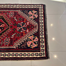 1950 SHIRAZ RUG 3’ x 4’ 9” (MED.279)