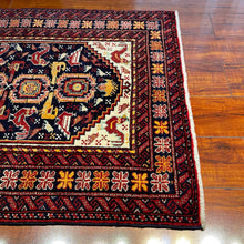 1970 PERSIAN QASEMABAD RUG 2’ 4” x 3’ 1” (SMA.FEA.5208)