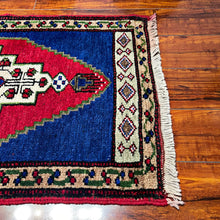 1940 TURKISH SIVAS RUG 1’ 9” x 3’ 3” (SMA.204)