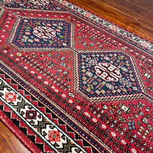 1950 PERSIAN ABADEH RUG 3’ 1” x 9’ 4” (RUN.200)