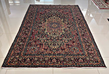 1900 DOROKHSH RUG 4’ 7” x 7’ 2” (MED.FEA.213)