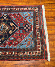 1950 PERSIAN SHIRAZ 2’ 9” x 4’ (FEA.MED.161)