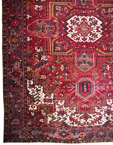 1950 PERSIAN HERIZ RUG 7’ 10” x 11’ (LARG.59)