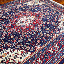 1950 PERSIAN SAROUK RUG 2’ 3” x 2’ 7” (SMA.18)