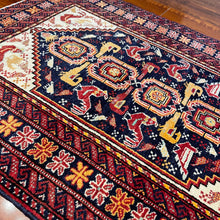 1970 PERSIAN QASEMABAD RUG 2’ 4” x 3’ 1” (SMA.FEA.5208)