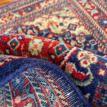 1970 SAROUK RUG 2’ 4” x 2’ 8” (SMA.5210)