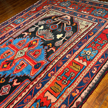 1950 PERSIAN NAHAVAND RUG 4’ 1” x 6’ 8” (MED.FEA.36)