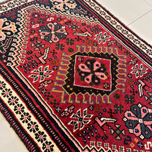 1950 SHIRAZ RUG 3’ x 4’ 9” (MED.279)