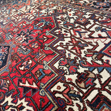 1950 PERSIAN HERIZ RUG 8’ 11” x 10’ 3” (LARG.631)