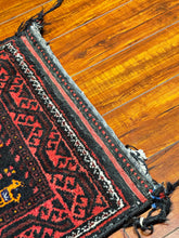 1950 PERSIAN BALUCH SALT BAG RUG 1’ 8” x 1’ 8” (SMA.111)