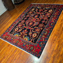 1950 PERSIAN BORUJERD RUG 4’ 7” x 6’ 5” (MED.FEA.49)